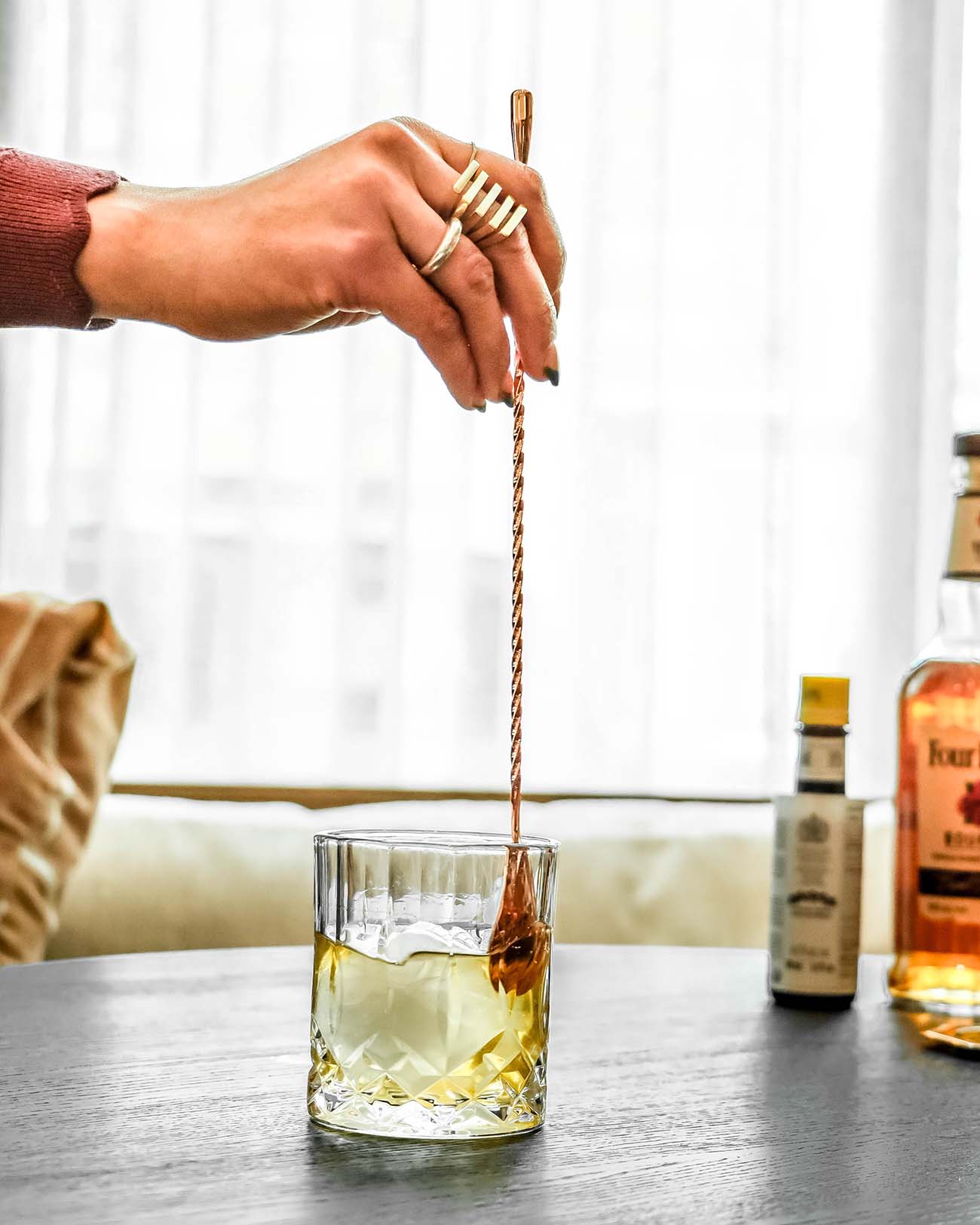 How to make the perfect Old Fashioned w/ our in-studio Mixologist, Rachelle Babcock